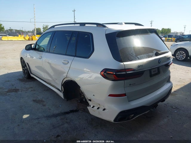 BMW X7 M60i 2023 5UX33EM01P9R52117 Image 6