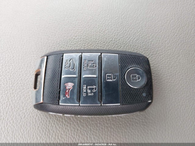 Aukcja sprzedaży 2017 Kia Sedona Lx, vin: KNDMB5C1XH6247936, numer aukcji: 44959747