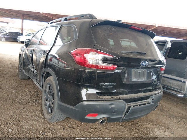 4S4WMAHD2R3426114 Subaru Ascent Onyx Edition 7-passenger