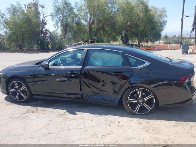 1HGCY2F52SA090738 Honda Accord Hybrid Sport