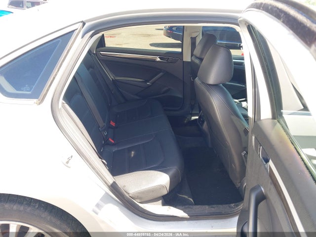 1VWBT7A34GC032652 Volkswagen Passat 1.8t Se