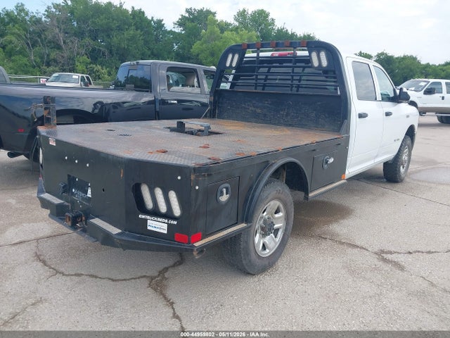 44959802 :رقم المزاد ، 3C7WR5HJ3NG325712 vin ، 2022 Ram 2500 Tradesman  4x4 8' Box مزاد بيع