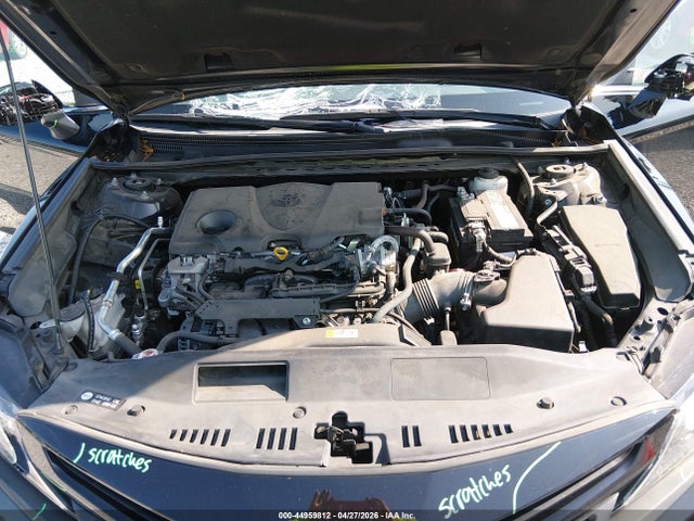 44959812 :رقم المزاد ، 4T1G11AK7MU611591 vin ، 2021 Toyota Camry Se مزاد بيع