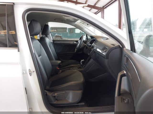 Продаж на аукціоні авто 2023 Volkswagen Tiguan 2.0t Se, vin: 3VV3B7AX6PM114654, номер лоту: 44959860