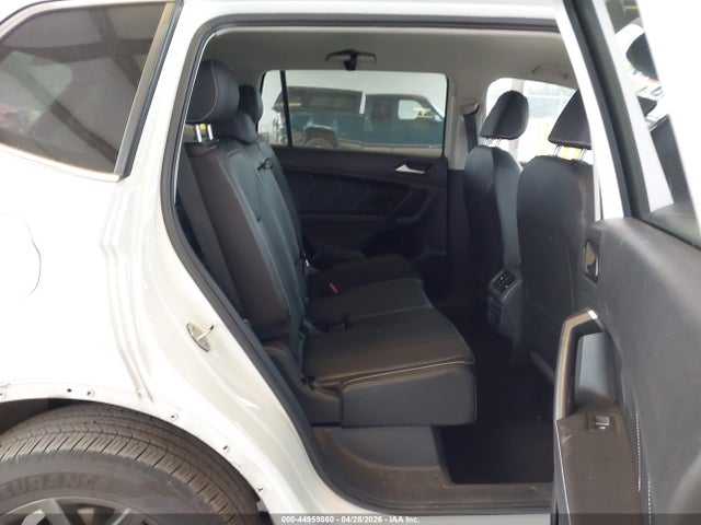 Продаж на аукціоні авто 2023 Volkswagen Tiguan 2.0t Se, vin: 3VV3B7AX6PM114654, номер лоту: 44959860