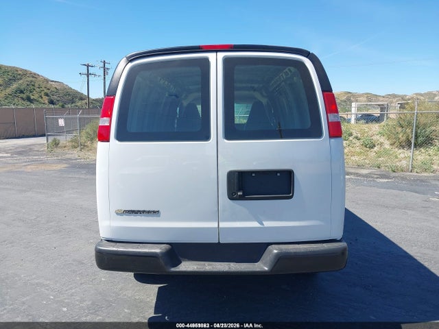 1GCWGAFG0J1276304 Chevrolet Express 2500 Work Van