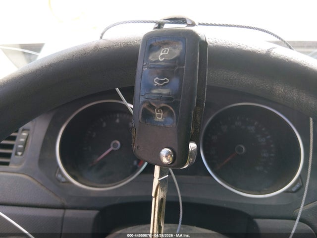 44959870 :رقم المزاد ، 3VW1K7AJ0FM357258 vin ، 2015 Volkswagen Jetta 2.0l S مزاد بيع