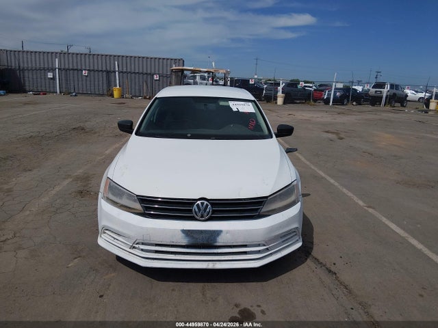 44959870 :رقم المزاد ، 3VW1K7AJ0FM357258 vin ، 2015 Volkswagen Jetta 2.0l S مزاد بيع