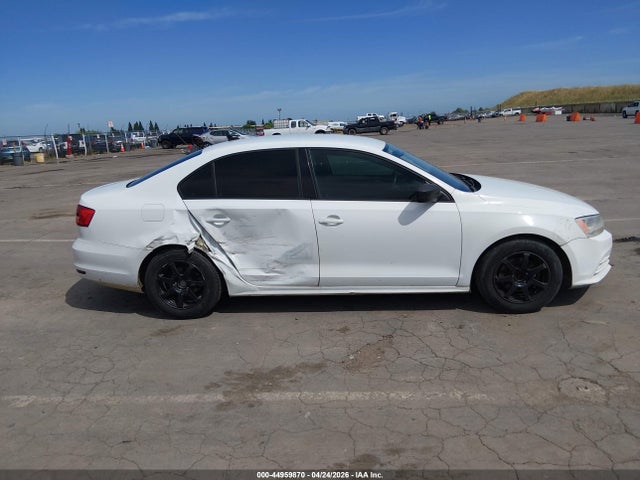 44959870 :رقم المزاد ، 3VW1K7AJ0FM357258 vin ، 2015 Volkswagen Jetta 2.0l S مزاد بيع