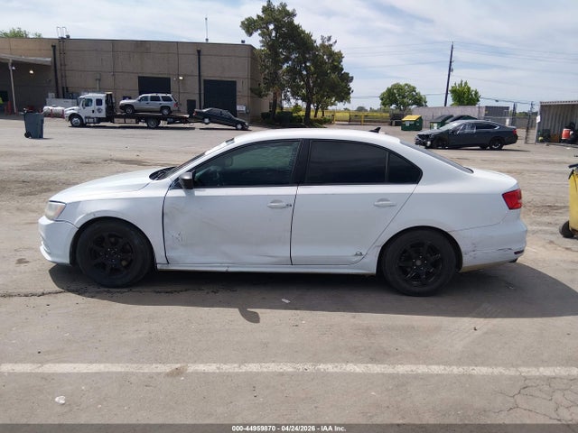 44959870 :رقم المزاد ، 3VW1K7AJ0FM357258 vin ، 2015 Volkswagen Jetta 2.0l S مزاد بيع