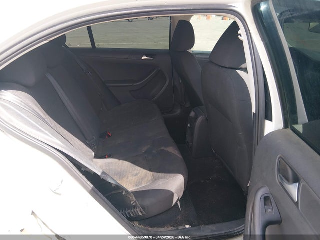 44959870 :رقم المزاد ، 3VW1K7AJ0FM357258 vin ، 2015 Volkswagen Jetta 2.0l S مزاد بيع