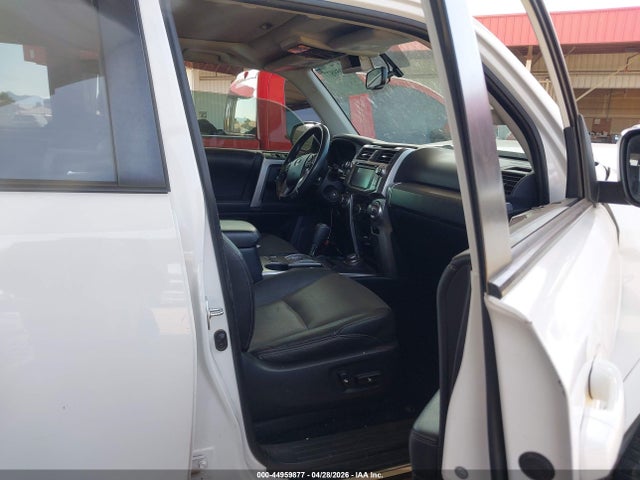 Aukcja sprzedaży 2019 Toyota 4runner Sr5 Premium, vin: JTEBU5JR4K5677447, numer aukcji: 44959877