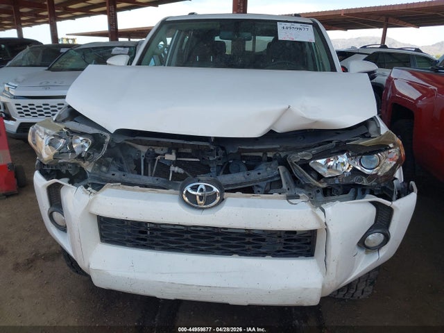 Aukcja sprzedaży 2019 Toyota 4runner Sr5 Premium, vin: JTEBU5JR4K5677447, numer aukcji: 44959877