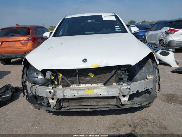 44959933 :رقم المزاد ، WDC0G4JB7JV093259 vin ، 2018 Mercedes-benz Glc 300 مزاد بيع