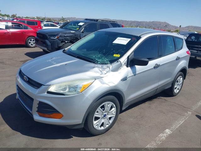 Продажа на аукционе авто 2016 Ford Escape S, vin: 1FMCU0F73GUC58288, номер лота: 44959945