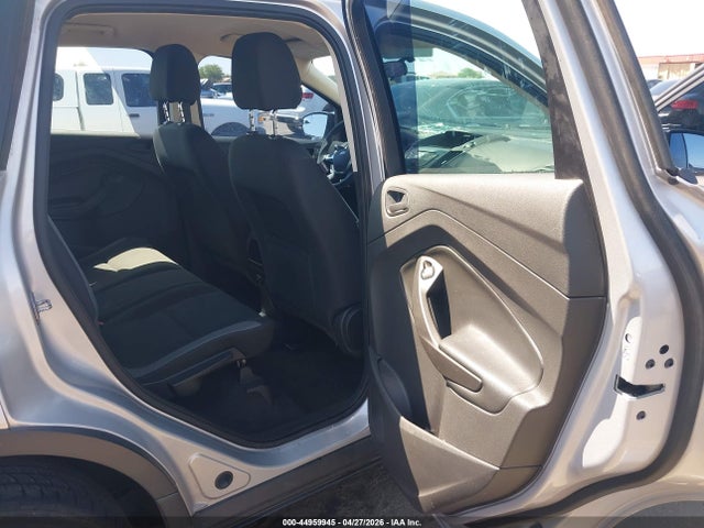 Продажа на аукционе авто 2016 Ford Escape S, vin: 1FMCU0F73GUC58288, номер лота: 44959945