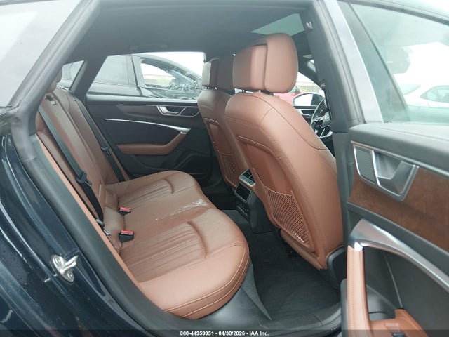 Продаж на аукціоні авто 2021 Audi A7 Sportback Premium Plus 55 Tfsi E Quattro S Tronic, vin: WAUTPBF27MN061056, номер лоту: 44959951