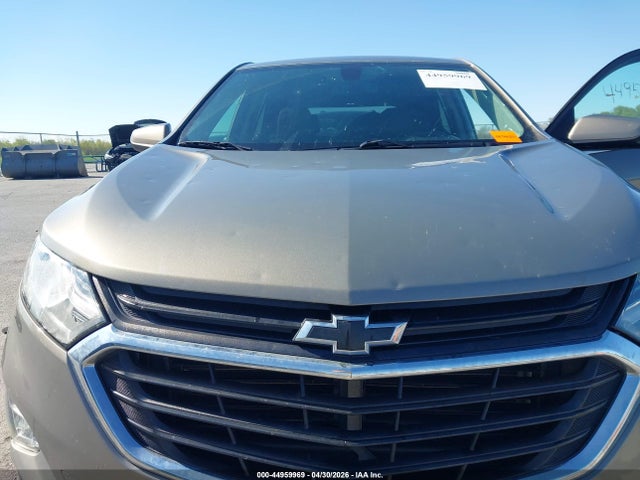 3GNAXJEV0JS568602 Chevrolet EQUINOX LT