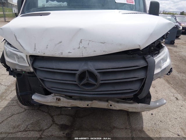 44959973 :رقم المزاد ، W1W4EBHY6LT021578 vin ، 2020 Mercedes-benz Sprinter 2500 Standard Roof V6 مزاد بيع