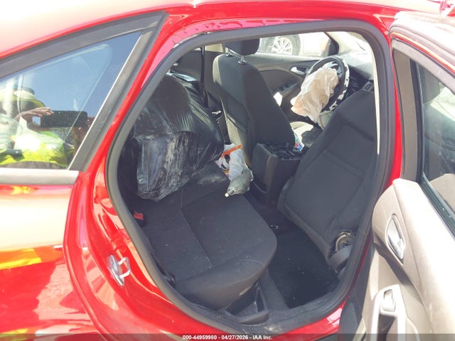 Ford FOCUS SE 2015 1FADP3F23FL340585 Image 8