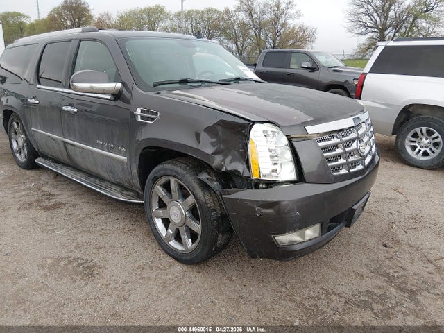 Продажа на аукционе авто 2011 Cadillac Escalade Esv Luxury, vin: 1GYS4HEF1BR245245, номер лота: 44960015