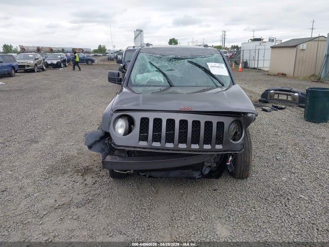 Aukcja sprzedaży 2017 Jeep Patriot 75th Anniversary Edition Fwd, vin: 1C4NJPBB2HD200702, numer aukcji: 44960026