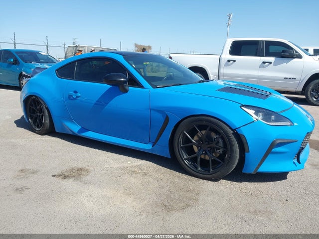 44960027 :رقم المزاد ، JF1ZNBE16P9754117 vin ، 2023 Toyota Gr86 Premium مزاد بيع