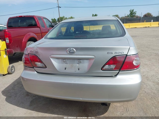 Продаж на аукціоні авто 2002 Lexus Es 300, vin: JTHBF30G425029110, номер лоту: 44960034