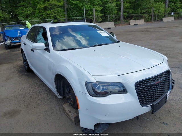 Продаж на аукціоні авто 2023 Chrysler 300, vin: 2C3CCABG0PH537465, номер лоту: 44960054