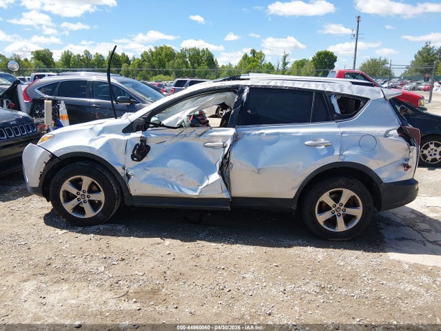 2015 Toyota Rav4 Xle მანქანა იყიდება აუქციონზე, vin: JTMRFREVXFD127449, აუქციონის ნომერი: 44960060
