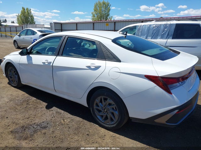 KMHLM4DG3RU775572 Hyundai ELANTRA SEL