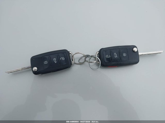 Продаж на аукціоні авто 2011 Volkswagen Gti 2-door Autobahn, vin: WVWFD7AJ9BW144323, номер лоту: 44960084