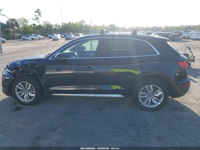 Продаж на аукціоні авто 2020 Audi Q5 Premium 45 Tfsi Quattro S Tronic/titanium Premium 45 Tfsi Quattro S Tronic, vin: WA1ANAFY1L2044651, номер лоту: 44960086