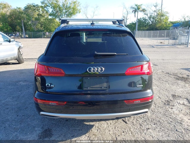 Продаж на аукціоні авто 2020 Audi Q5 Premium 45 Tfsi Quattro S Tronic/titanium Premium 45 Tfsi Quattro S Tronic, vin: WA1ANAFY1L2044651, номер лоту: 44960086