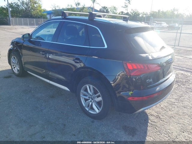 Продаж на аукціоні авто 2020 Audi Q5 Premium 45 Tfsi Quattro S Tronic/titanium Premium 45 Tfsi Quattro S Tronic, vin: WA1ANAFY1L2044651, номер лоту: 44960086