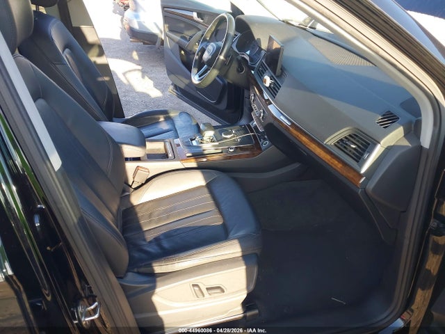 Продаж на аукціоні авто 2020 Audi Q5 Premium 45 Tfsi Quattro S Tronic/titanium Premium 45 Tfsi Quattro S Tronic, vin: WA1ANAFY1L2044651, номер лоту: 44960086