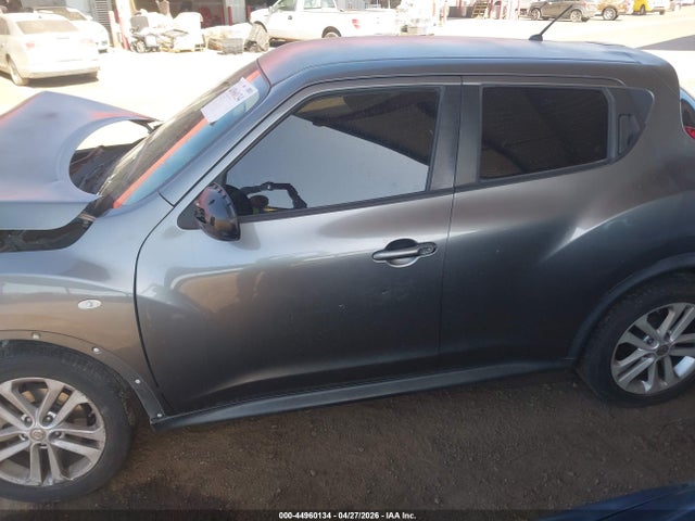 2013 Nissan Juke S მანქანა იყიდება აუქციონზე, vin: JN8AF5MVXDT210913, აუქციონის ნომერი: 44960134