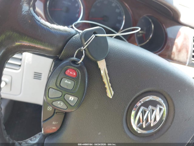 44960164 :رقم المزاد ، 1G4HE57Y17U122880 vin ، 2007 Buick Lucerne Cxs مزاد بيع