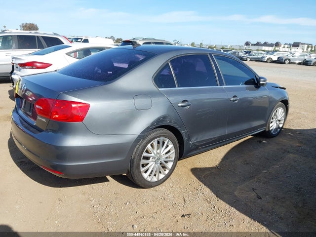 44960185 :رقم المزاد ، 3VWLZ7AJ0BM344749 vin ، 2011 Volkswagen Jetta 2.5l Sel مزاد بيع