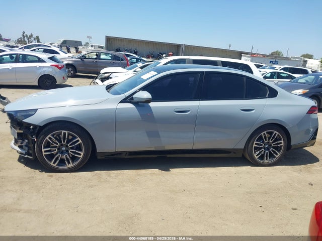 WBA43FJ02RCP67867 BMW 530I