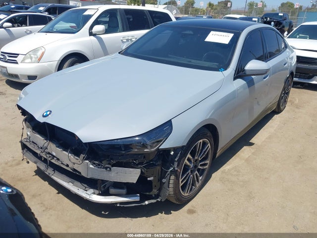 WBA43FJ02RCP67867 BMW 530I