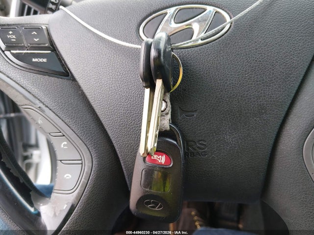 2013 Hyundai Sonata Gls მანქანა იყიდება აუქციონზე, vin: 5NPEB4ACXDH621030, აუქციონის ნომერი: 44960230