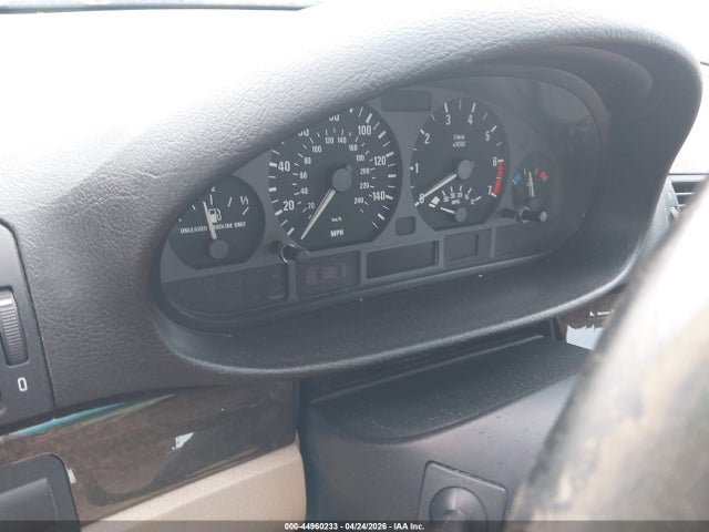 44960233 :رقم المزاد ، WBAAV33441EE75595 vin ، 2001 Bmw 325i مزاد بيع