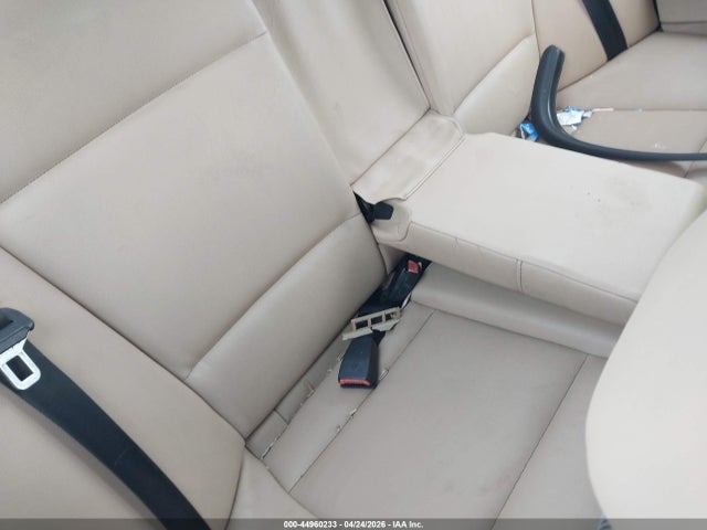 44960233 :رقم المزاد ، WBAAV33441EE75595 vin ، 2001 Bmw 325i مزاد بيع