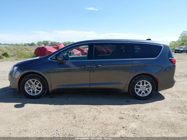 2C4RC1CG6NR127748 Chrysler Voyager Lx