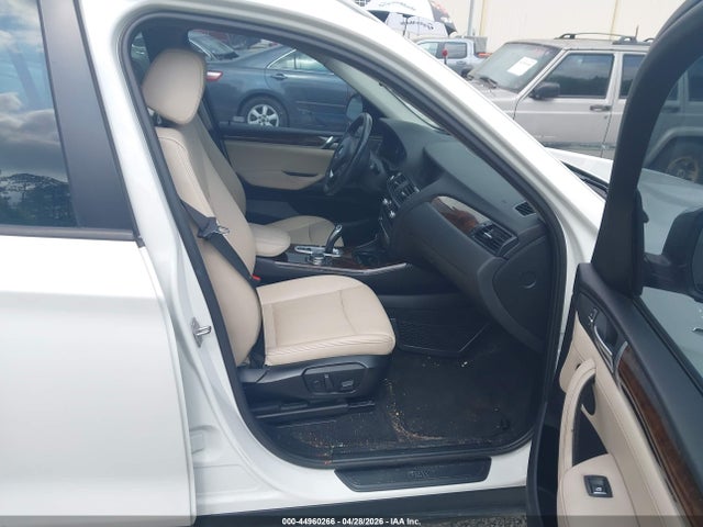 5UXWX9C50G0D82379 BMW X3 Xdrive28i