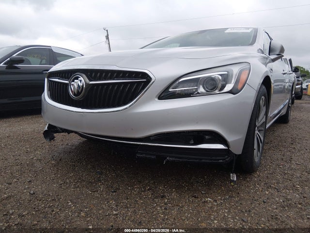 44960290 :رقم المزاد ، 1G4ZP5SS2HU197428 vin ، 2017 Buick Lacrosse Essence مزاد بيع