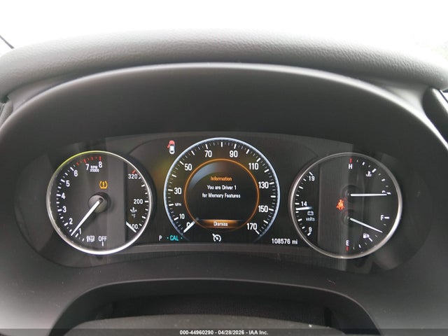 44960290 :رقم المزاد ، 1G4ZP5SS2HU197428 vin ، 2017 Buick Lacrosse Essence مزاد بيع