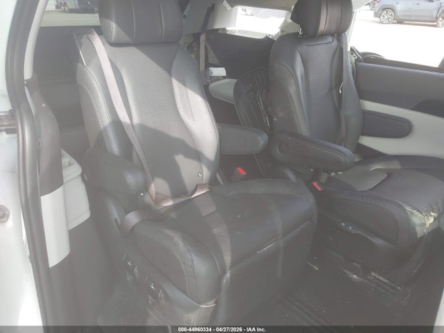 2023 Kia Carnival Mpv Sx Prestige მანქანა იყიდება აუქციონზე, vin: KNDNE5H34P6236130, აუქციონის ნომერი: 44960334