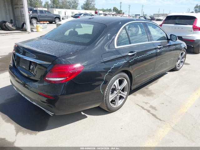 Mercedes-Benz E 350 2020 WDDZF8DB8LA735572 Image 4